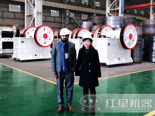 煤矸石颚式破碎机半岛网页版,半岛（中国）官方
实拍