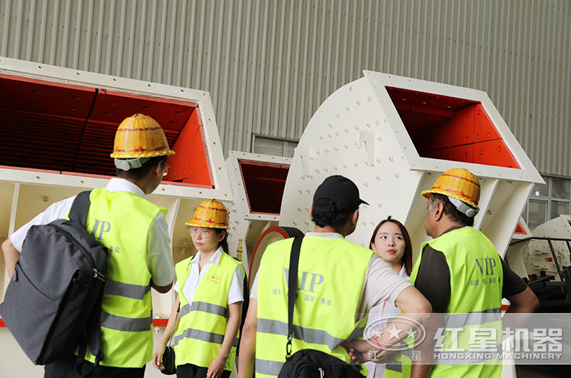 客户来厂考察废玻璃加工半岛网页版,半岛(中国)官方
客户来厂考察废玻璃加工半岛网页版,半岛(中国)官方