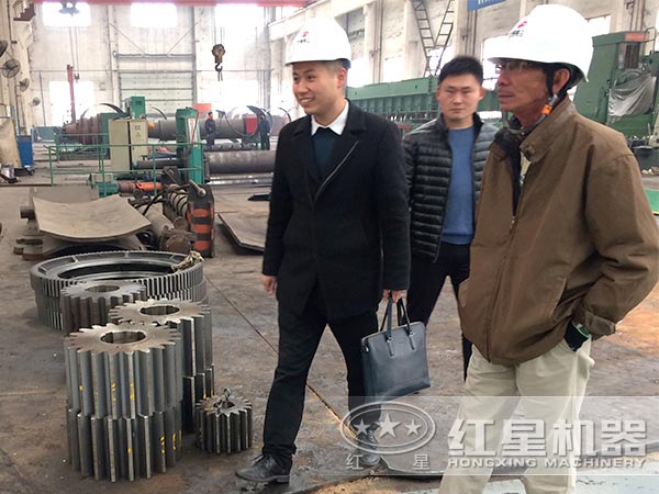 用户来访参观半岛网页版,半岛(中国)官方
生产车间